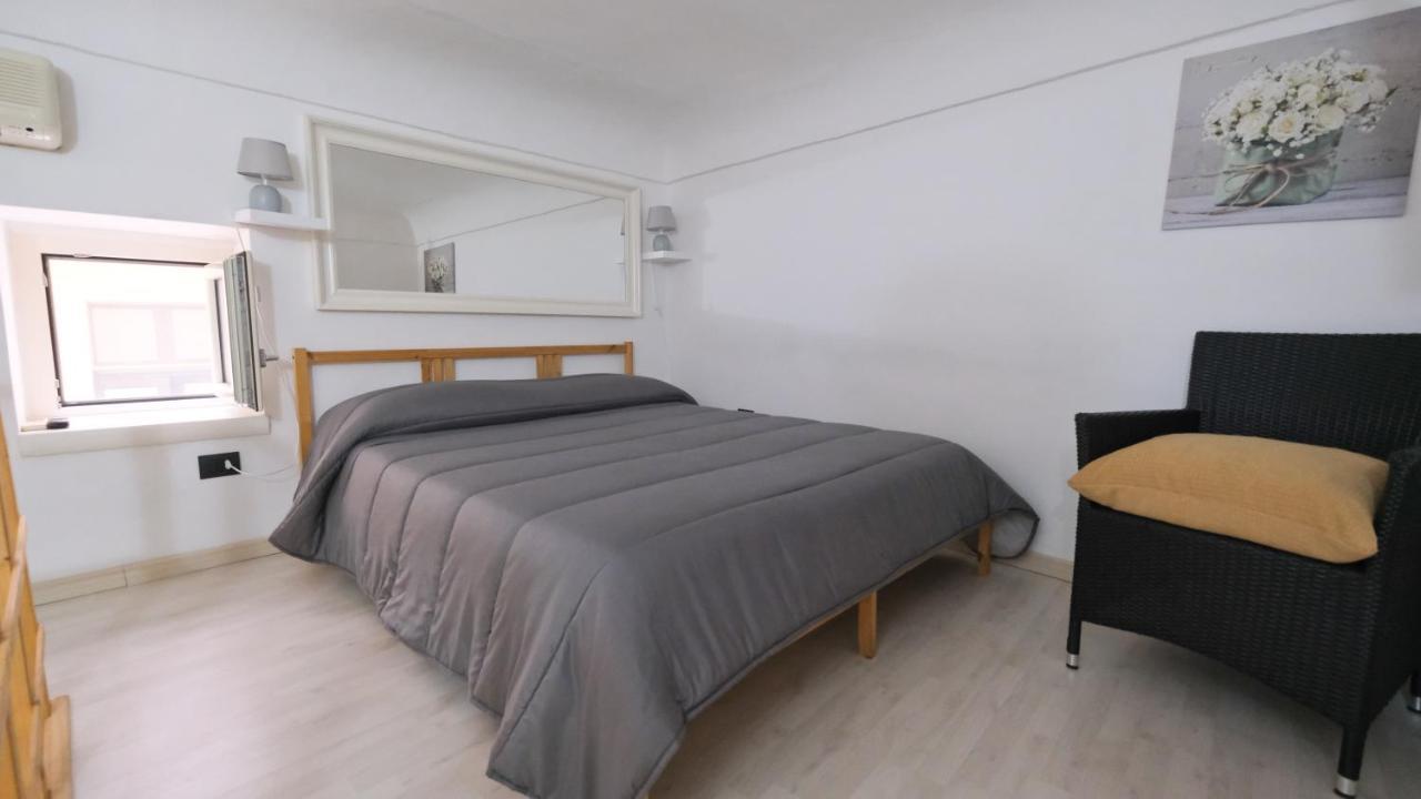 Monolocale Porta Napoli Apartment บรินดิซิ ภายนอก รูปภาพ