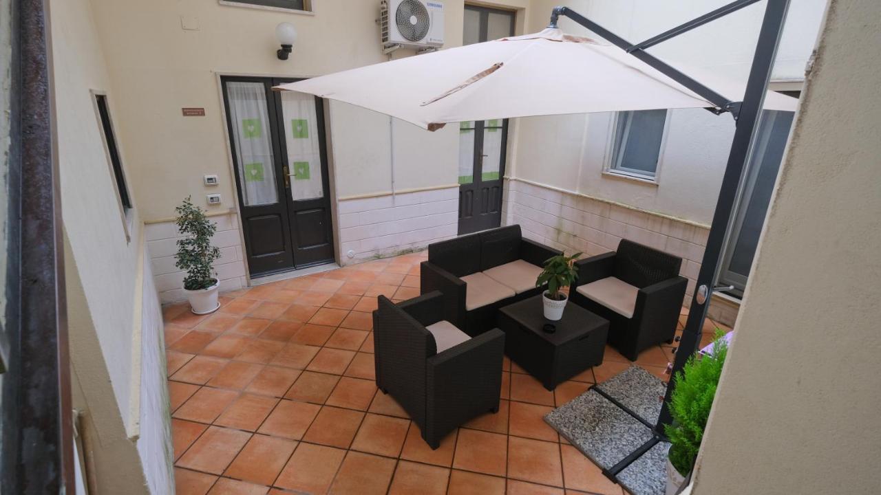 Monolocale Porta Napoli Apartment บรินดิซิ ภายนอก รูปภาพ